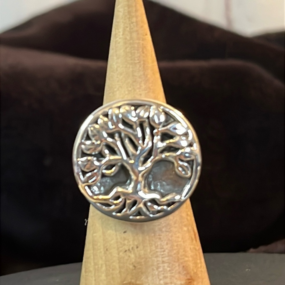 NWT STERLING SILVER TREE OF LIFE RING 7